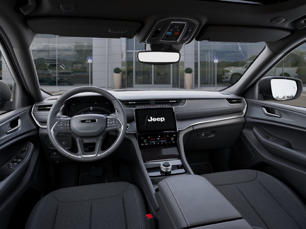 2027 Jeep Grand Cherokee GRAND CHEROKEE LAREDO X 4X4
