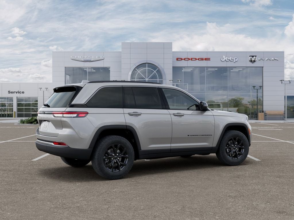 2026 Jeep Grand Cherokee GRAND CHEROKEE LAREDO ALTITUDE 4X4