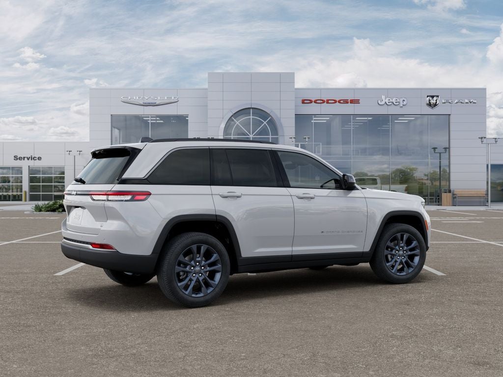 2026 Jeep Grand Cherokee GRAND CHEROKEE 85TH ANNIVERSARY EDITION 4X4