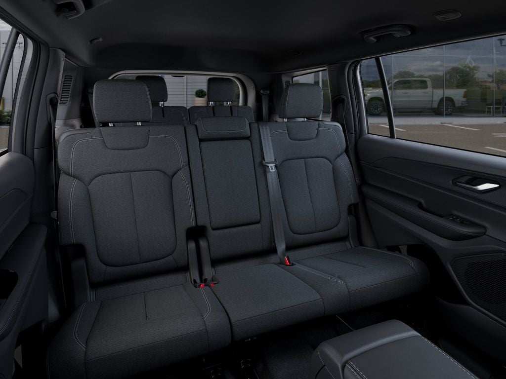 2026 Jeep Grand Cherokee GRAND CHEROKEE L LAREDO X 4X4
