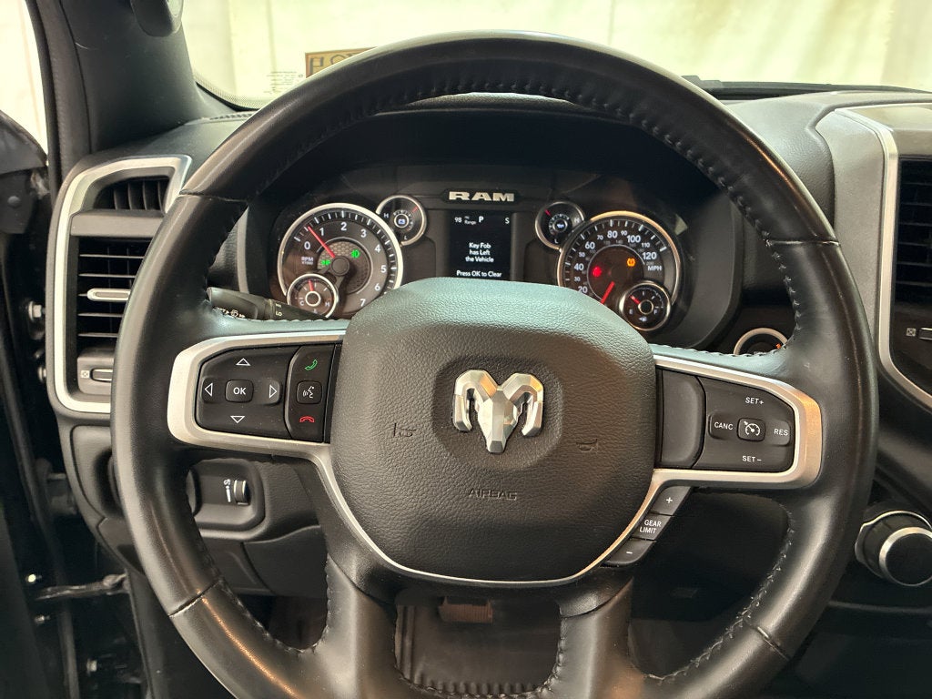 2023 RAM 1500 Big Horn Crew Cab 4x4 5'7' Box
