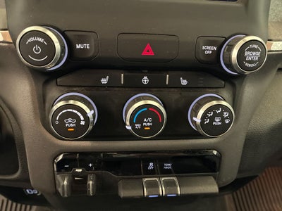 2023 RAM 1500 Big Horn Crew Cab 4x4 5'7' Box