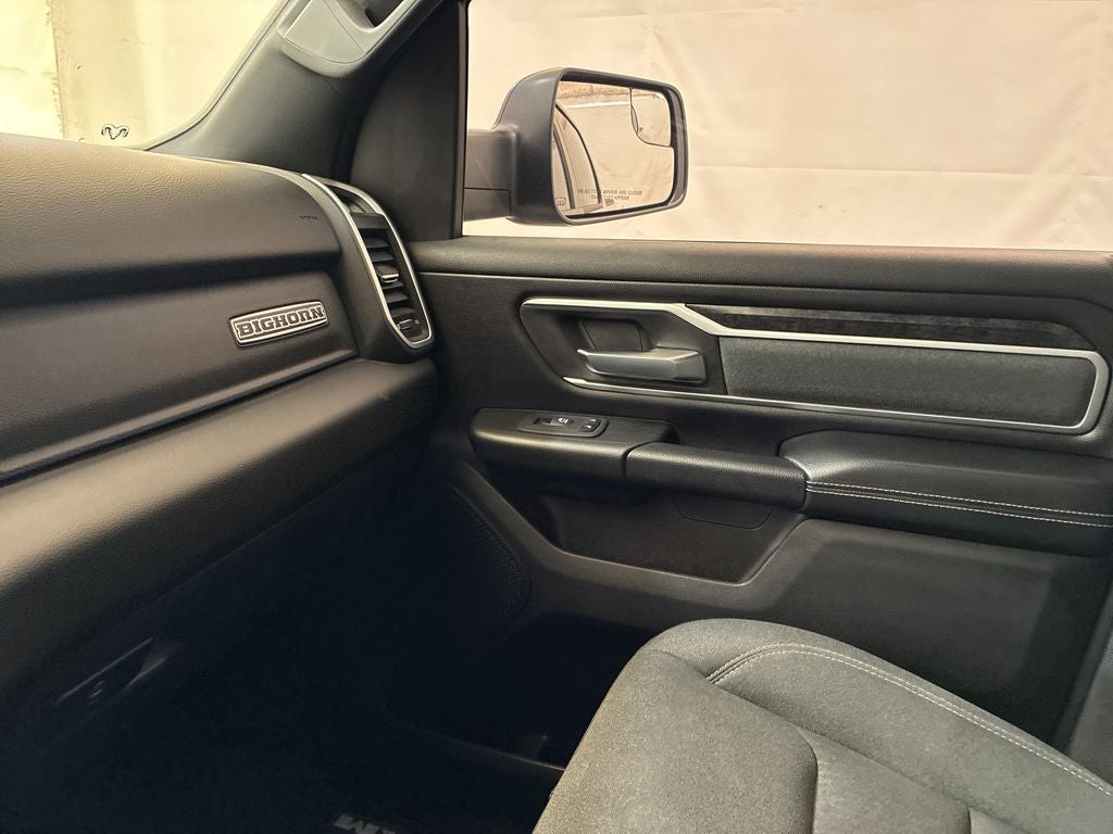 2022 RAM 1500 Big Horn Crew Cab 4x4 6'4' Box