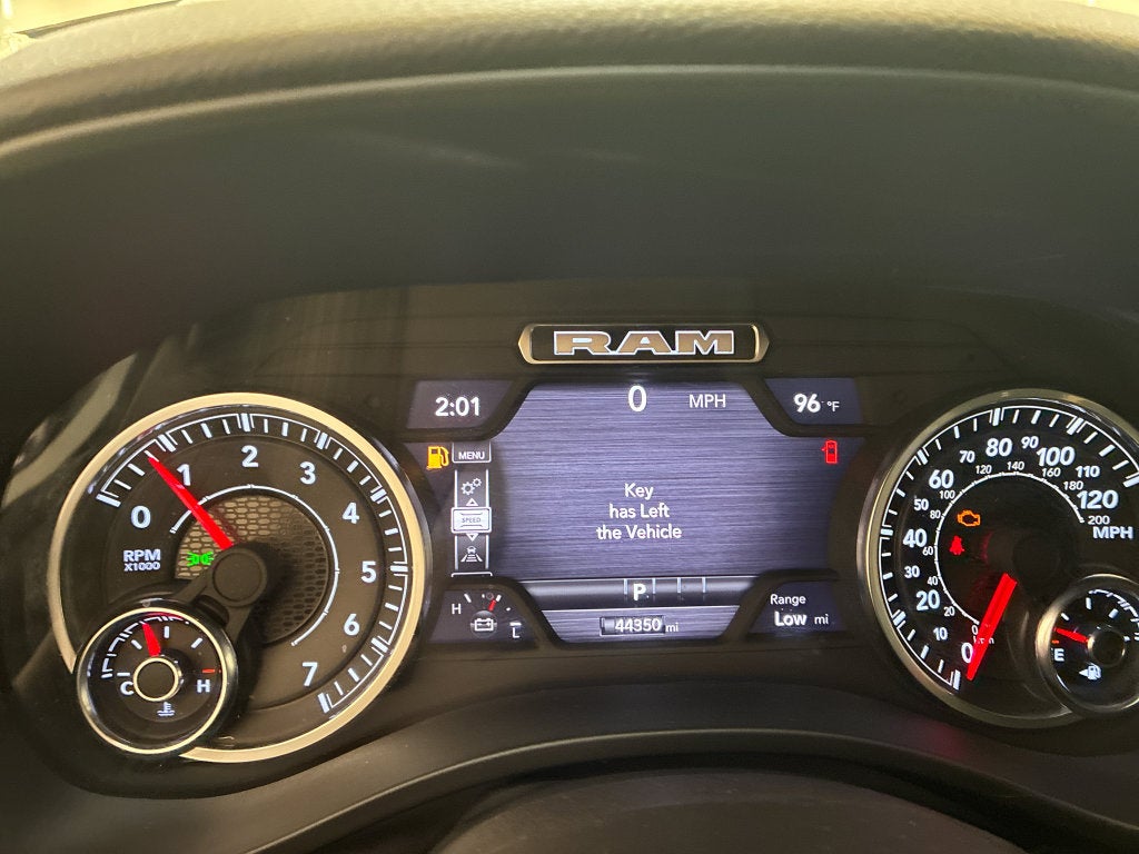 2025 RAM 1500 Big Horn Crew Cab 4x4 6'4' Box