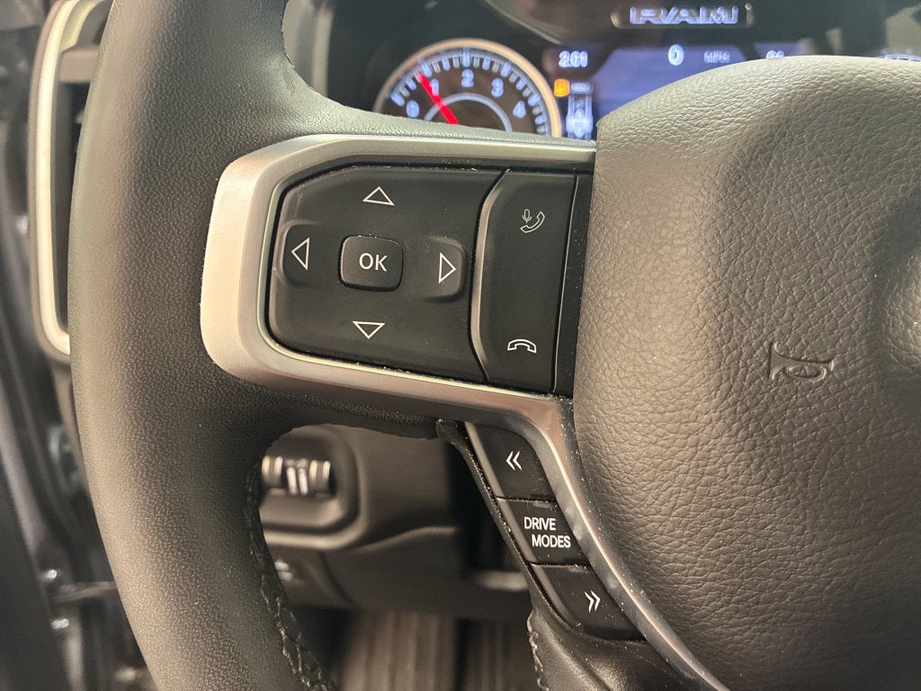 2025 RAM 1500 Big Horn Crew Cab 4x4 6'4' Box