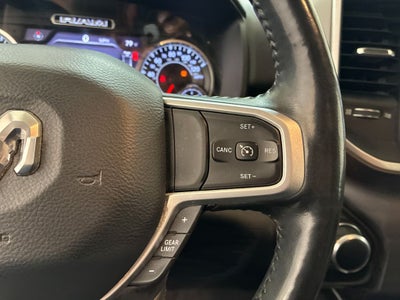 2020 RAM 1500 Big Horn Crew Cab 4x4 5'7' Box