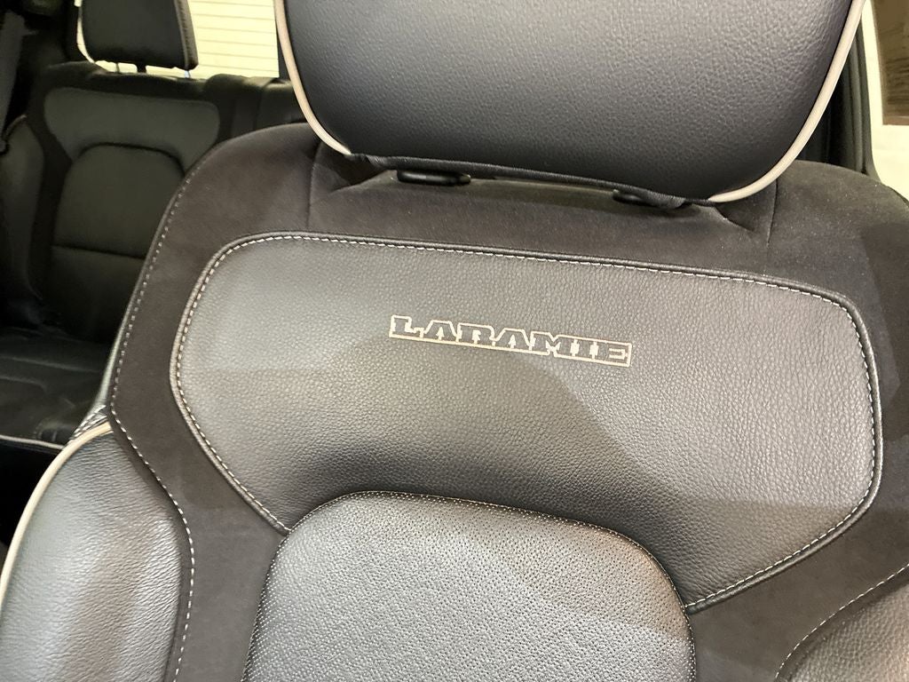2023 RAM 1500 Laramie Crew Cab 4x4 5'7' Box