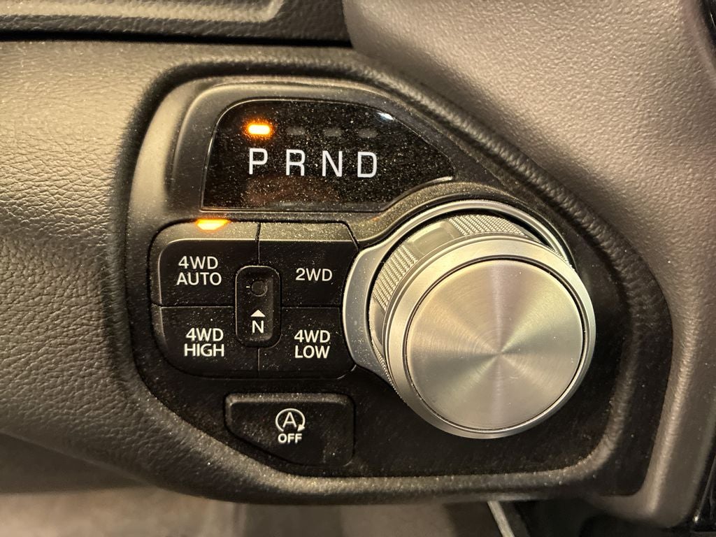 2023 RAM 1500 Laramie Crew Cab 4x4 5'7' Box