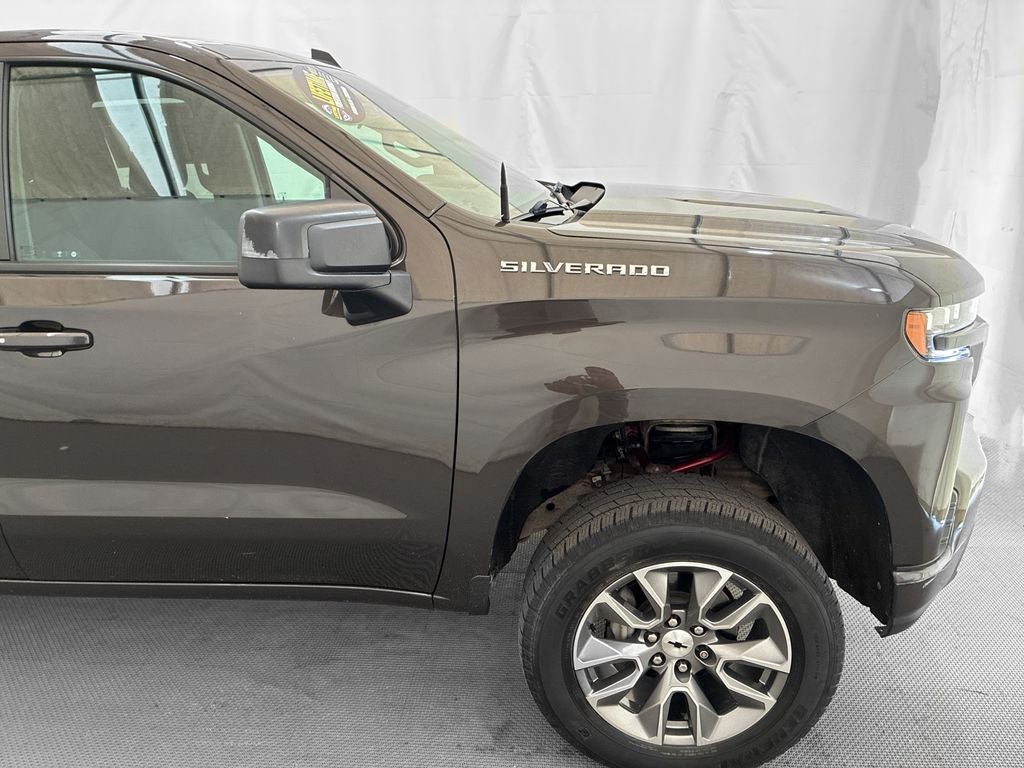 2021 Chevrolet Silverado 1500 4WD Double Cab Standard Bed RST