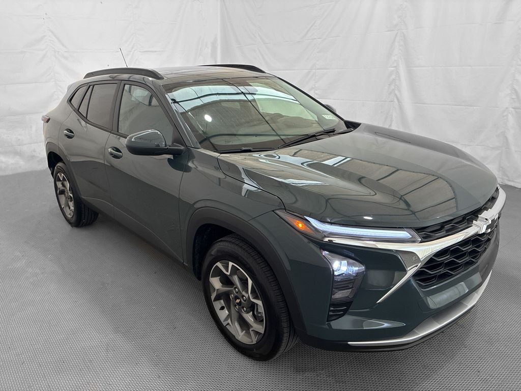 2026 Chevrolet Trax FWD LT