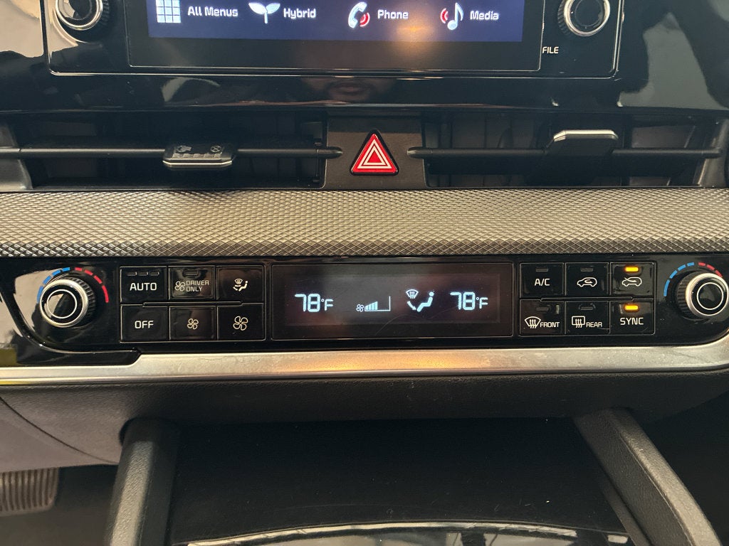 2023 Kia Sportage Hybrid LX