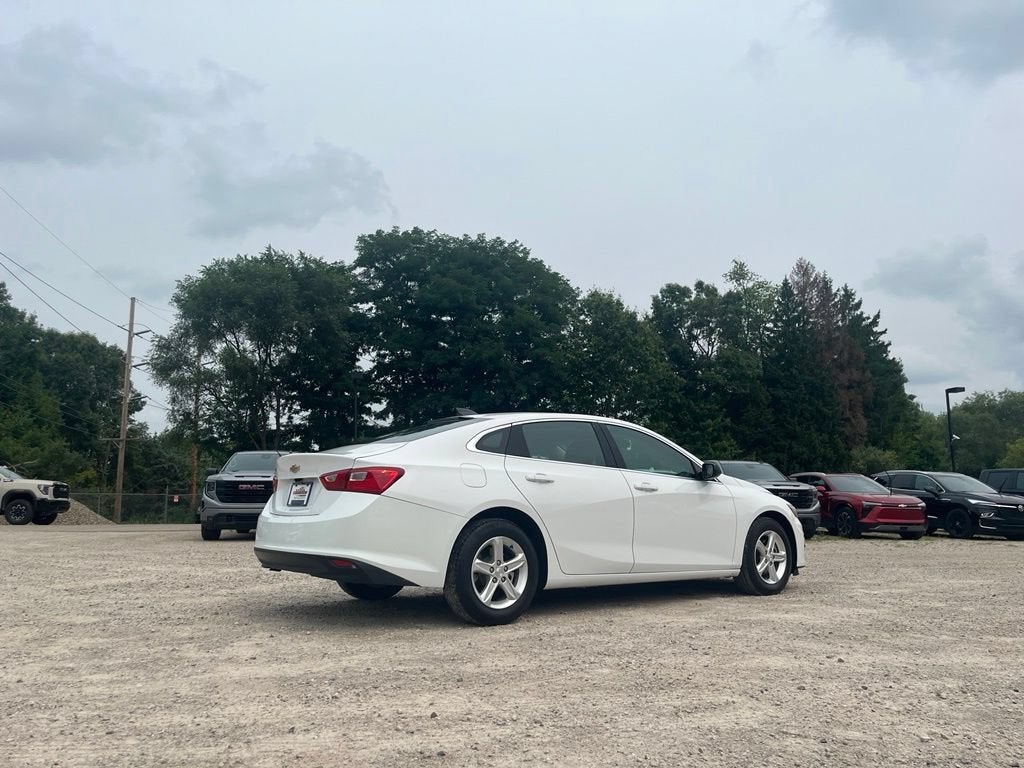 2023 Chevrolet Malibu LS