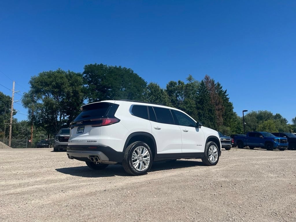 2024 GMC Acadia Elevation