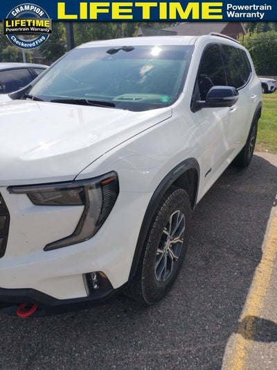 2024 GMC Acadia AT4