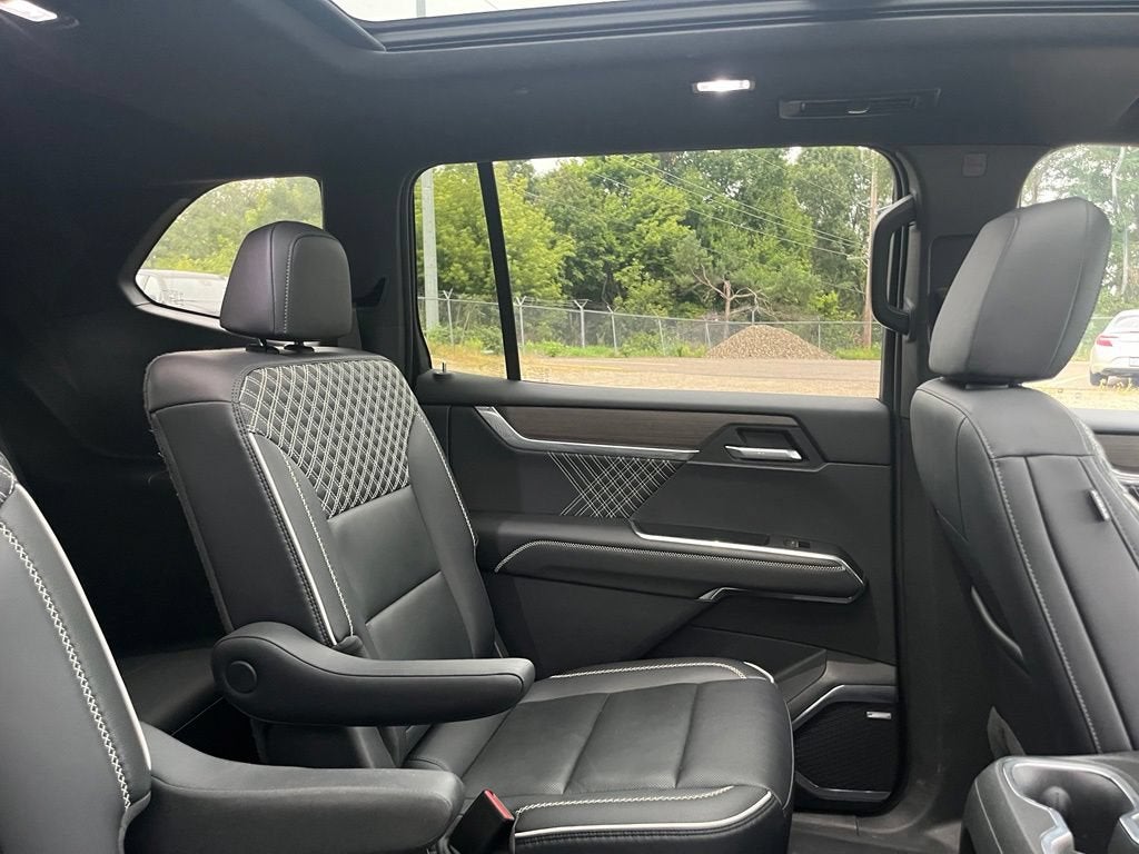 2024 GMC Acadia Denali