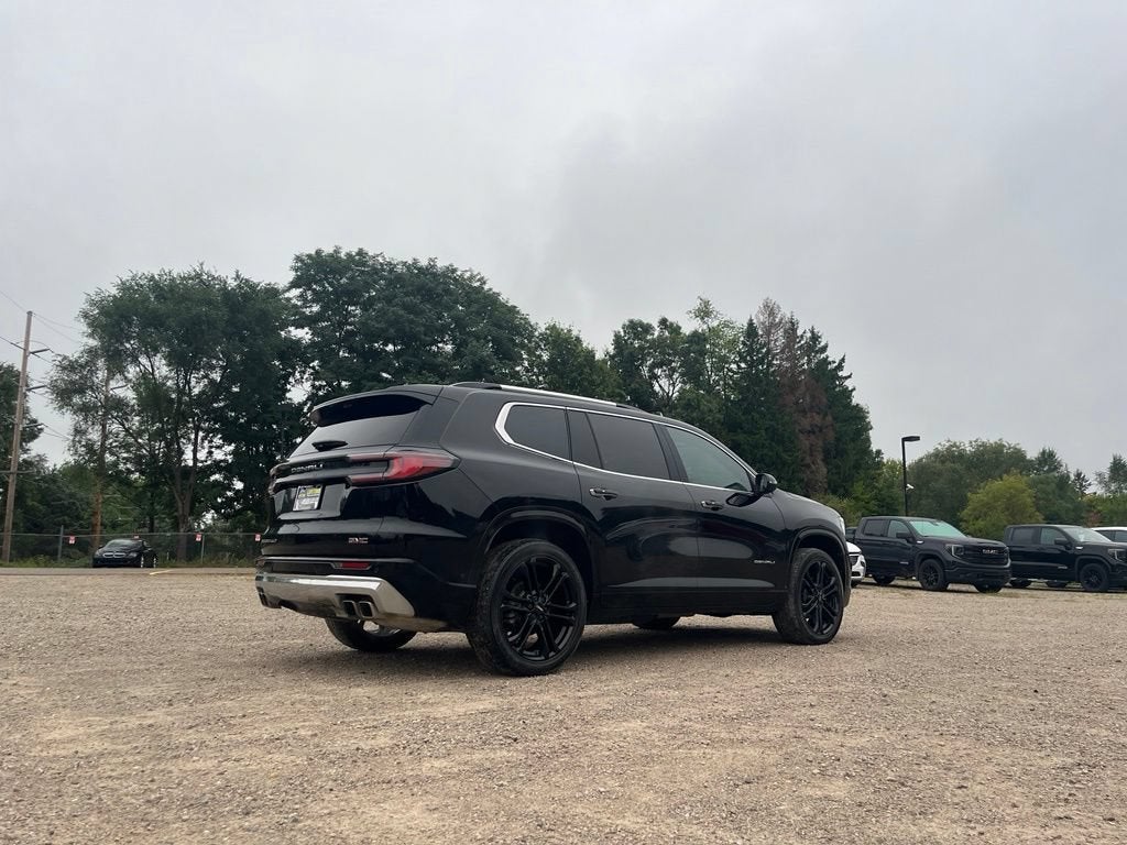 2024 GMC Acadia Denali