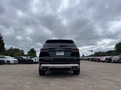 2025 GMC Acadia Denali