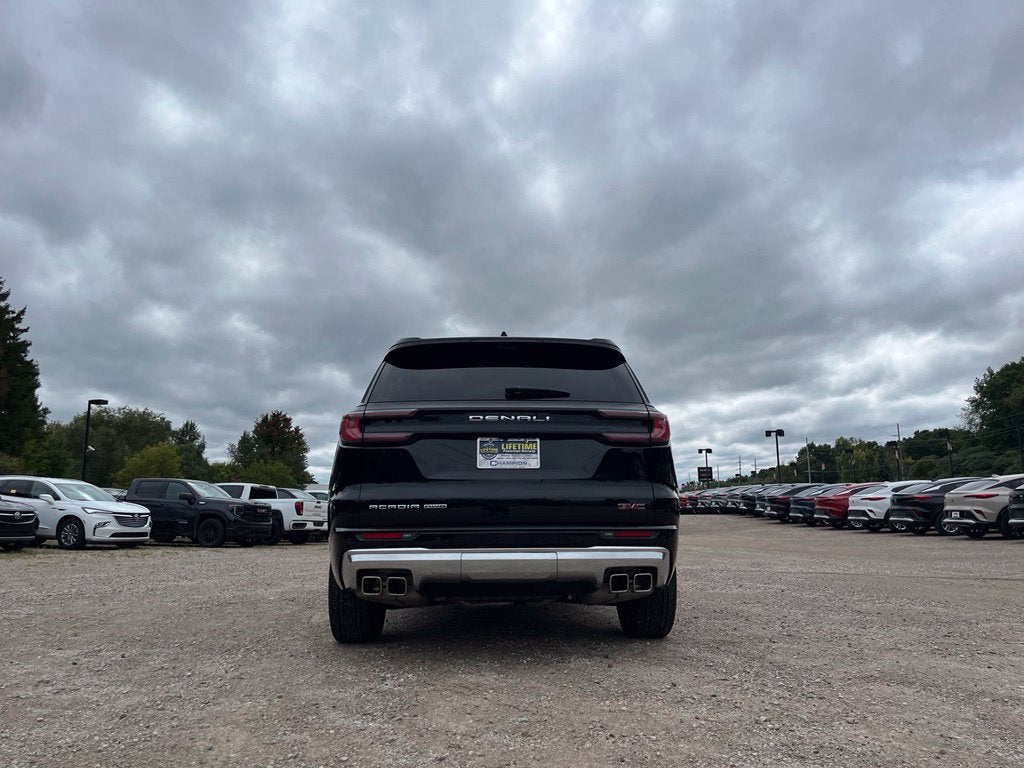 2025 GMC Acadia Denali