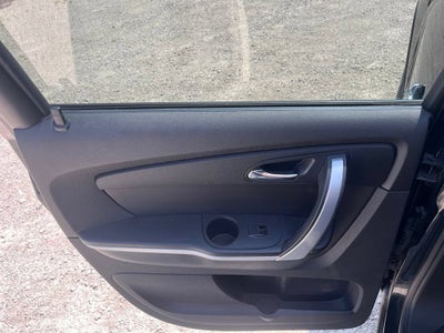 2011 GMC Acadia SLE