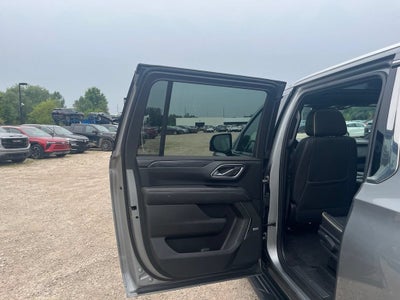 2023 GMC Yukon XL SLT