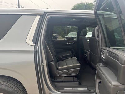 2023 GMC Yukon XL SLT