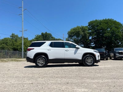 2023 Chevrolet Traverse LT Leather
