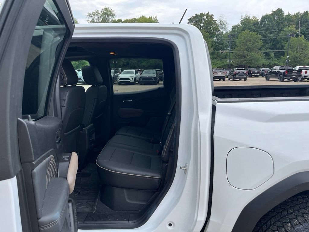 2023 GMC Canyon 4WD Denali