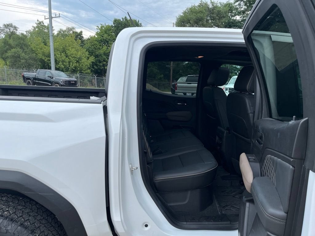 2023 GMC Canyon 4WD Denali