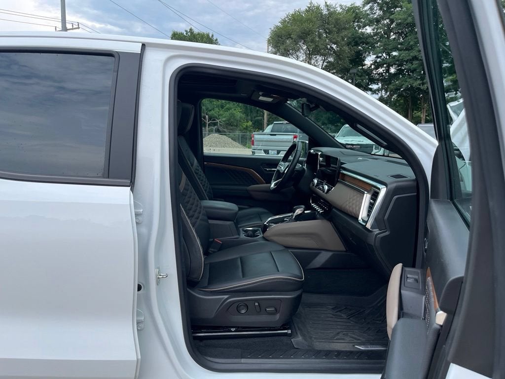 2023 GMC Canyon 4WD Denali