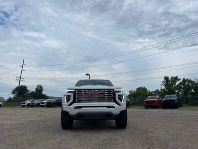2023 GMC Canyon 4WD Denali
