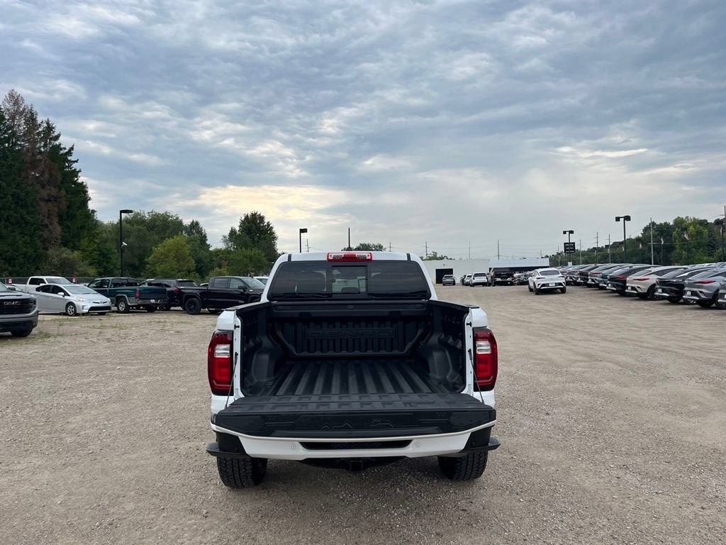 2023 GMC Canyon 4WD Denali