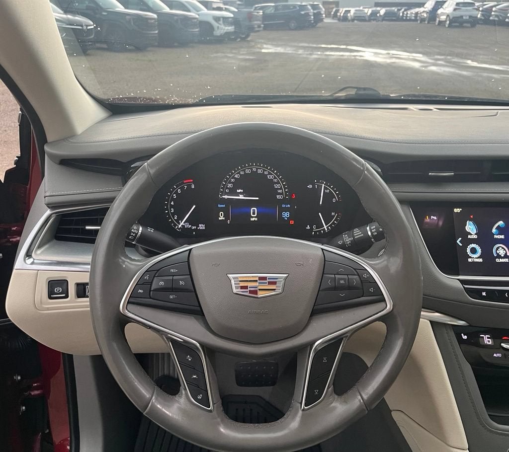 2018 Cadillac XT5 Luxury FWD
