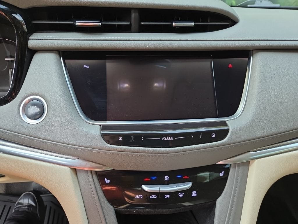 2018 Cadillac XT5 Luxury FWD