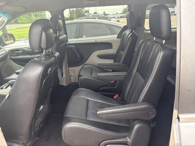 2015 Chrysler Town & Country Touring