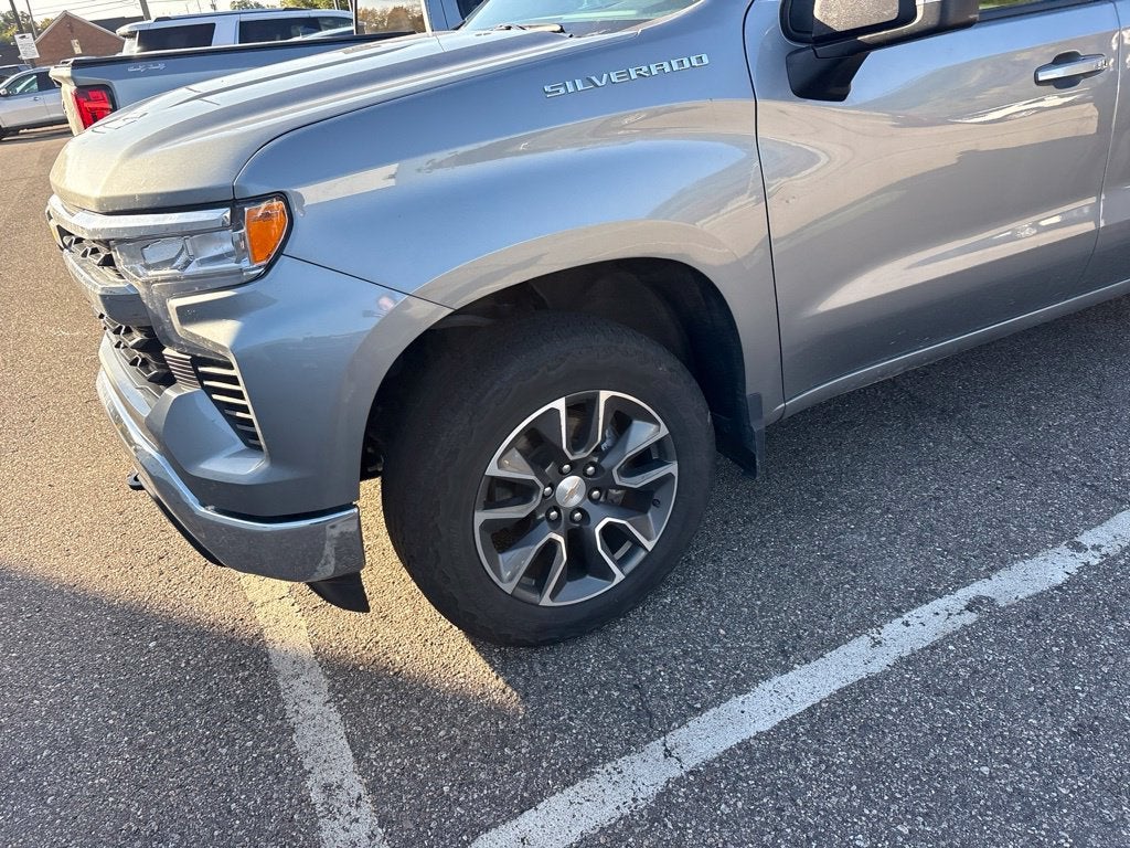 2024 Chevrolet Silverado 1500 LT (2FL)