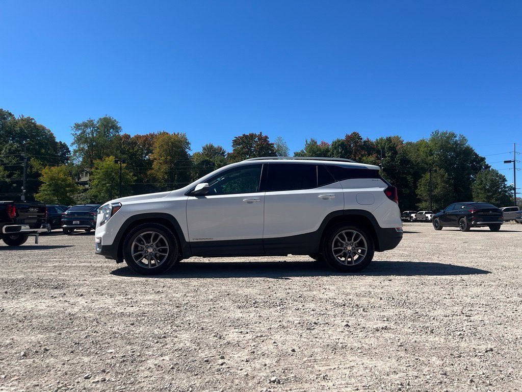 2023 GMC Terrain SLT