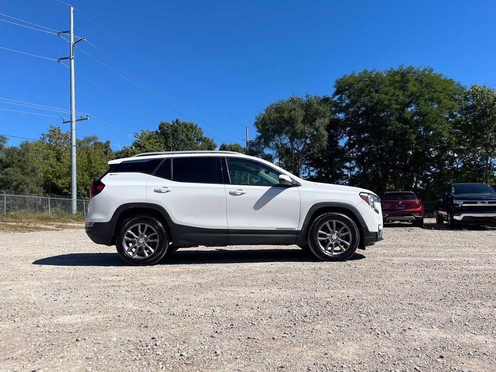 2023 GMC Terrain SLT
