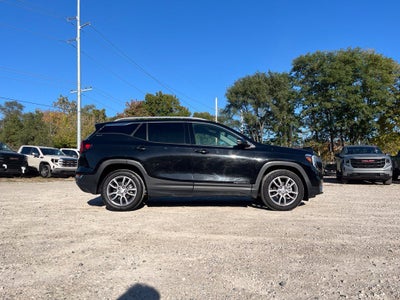 2024 GMC Terrain SLT