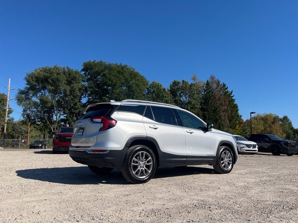 2022 GMC Terrain SLT