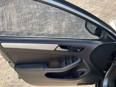 2013 Volkswagen Jetta SE