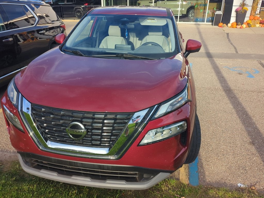 2021 Nissan Rogue SV