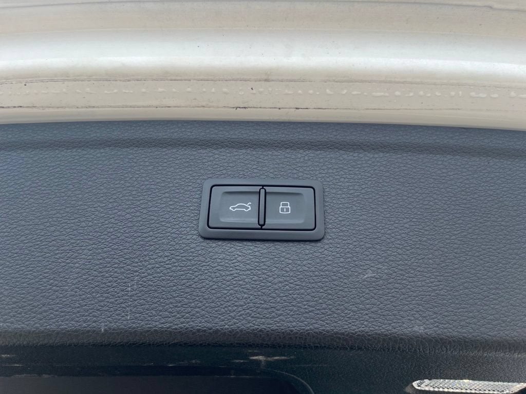 2020 Audi Q5 Premium Plus