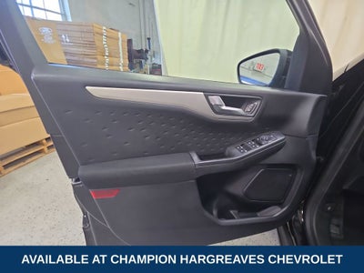 2020 Ford Escape SE
