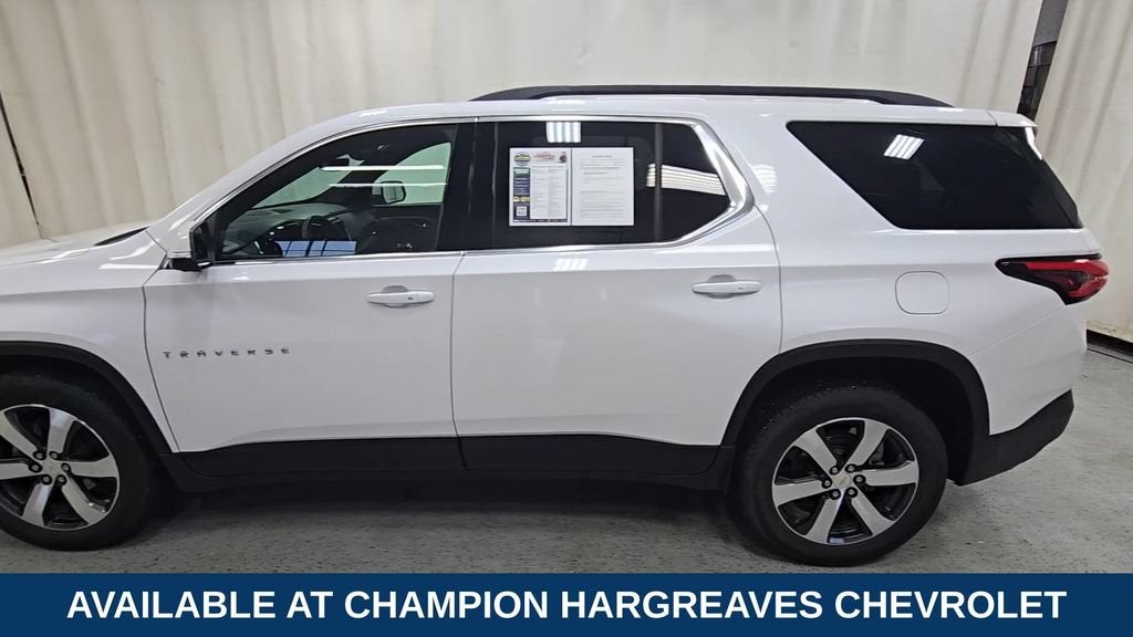 2023 Chevrolet Traverse LT Leather