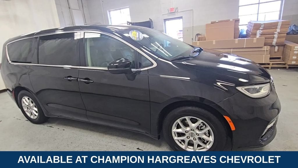 2023 Chrysler Pacifica Touring L