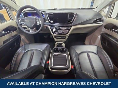 2023 Chrysler Pacifica Hybrid Touring L