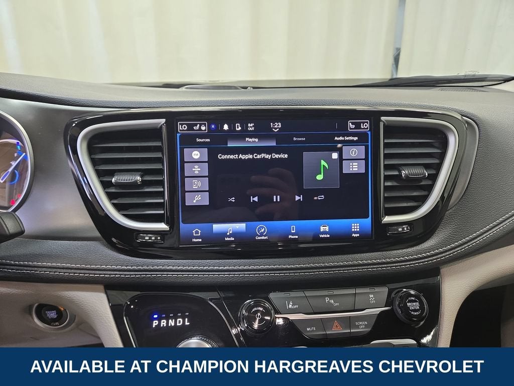 2023 Chrysler Pacifica Hybrid Touring L