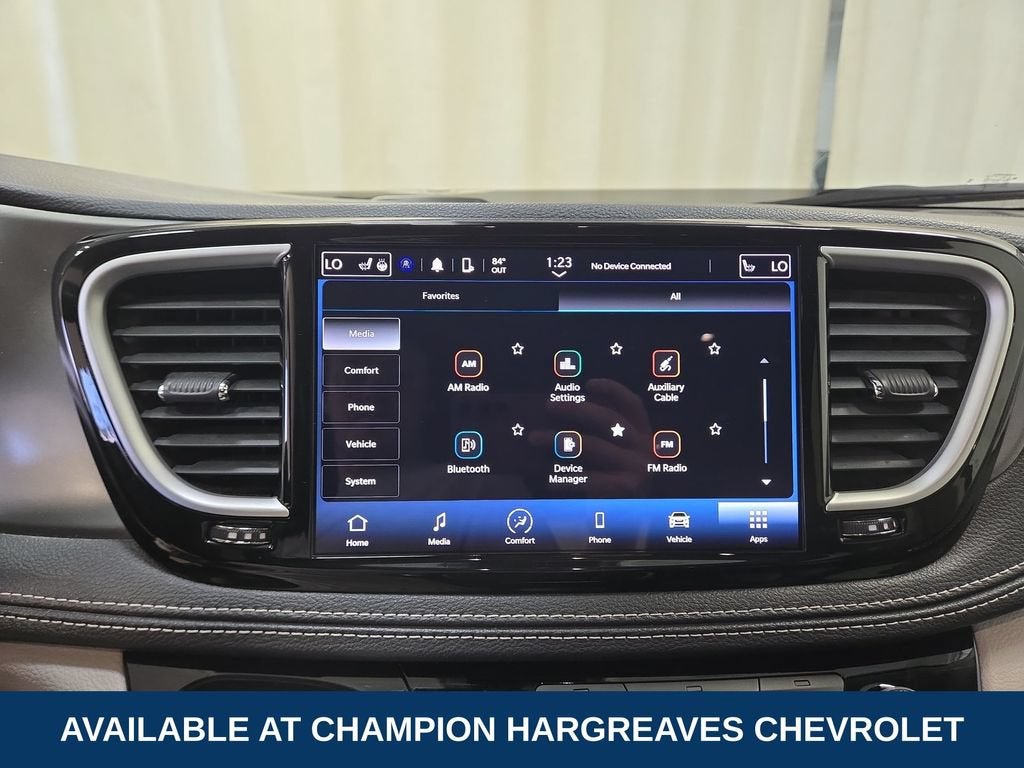 2023 Chrysler Pacifica Hybrid Touring L