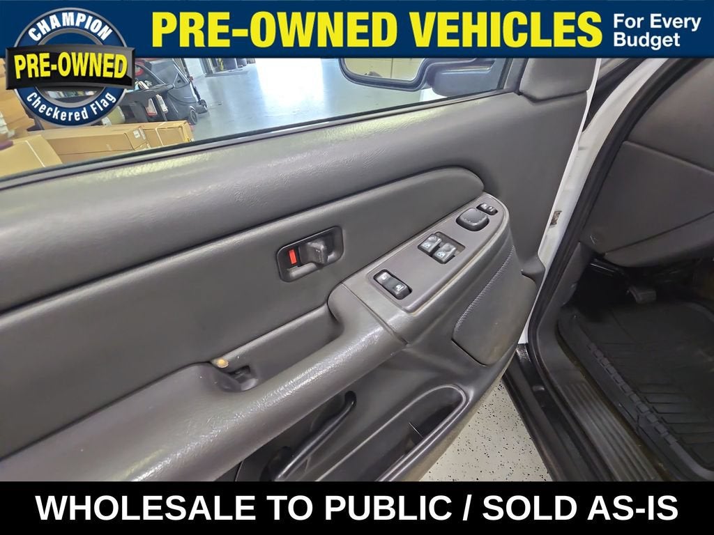 2004 Chevrolet Silverado 1500 LS