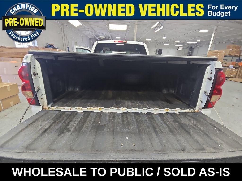 2004 Chevrolet Silverado 1500 LS
